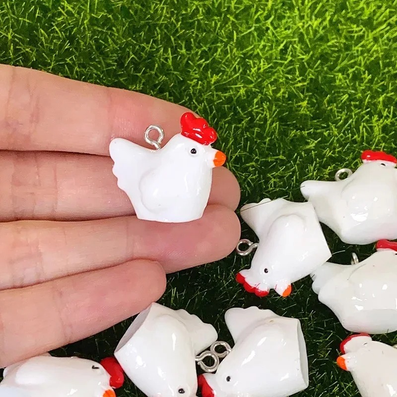 Resin Craft Supplies - 10個入り 可愛いミニ3Dチキンレジンチャーム 漫画風シミュレーション雄鶏ペンダント DIYクラフト用品 イヤリングキーホルダー用