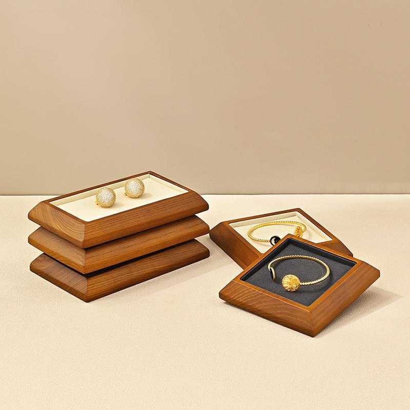 無垢材のジュエリー収納トレイ、イヤリング、リング、ブレスレッ - Wood Ring Blank のレビューと価格