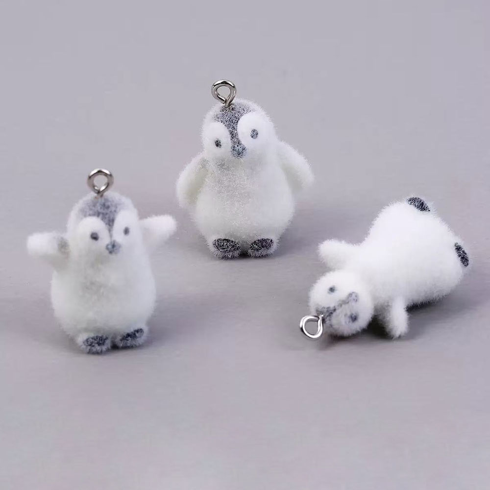 5個入り フロッキング加工 小さなペンギン レジンチャーム  - Resin Craft Projects のレビューと価格